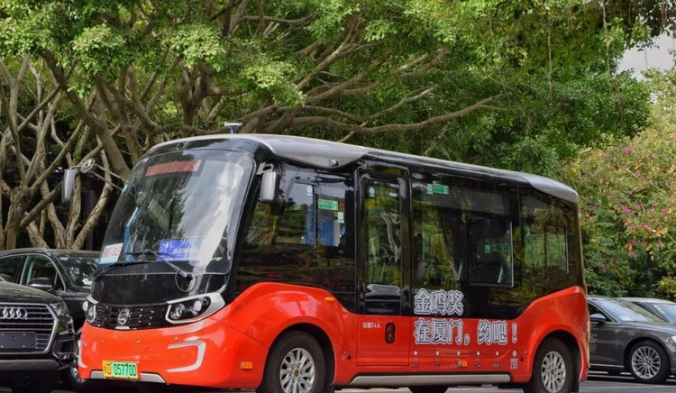 廈門高顏值公交，有詩也有遠(yuǎn)方，扮靚城市窗口