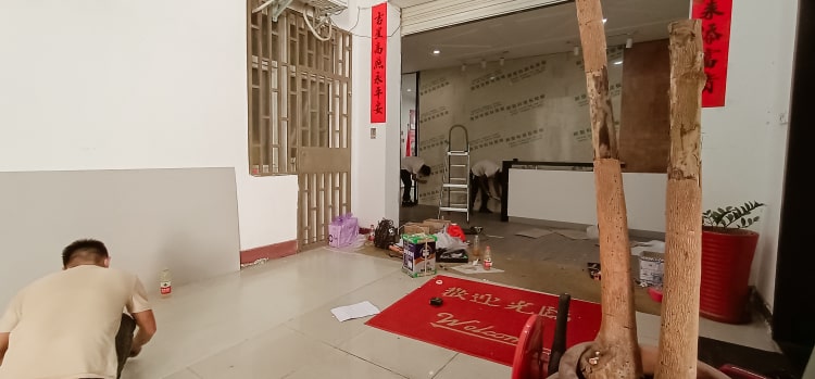 中商創(chuàng)服集團(tuán)公司logo墻設(shè)計(jì)制作+法國(guó)吉洛企業(yè)公司背景墻設(shè)計(jì)制作