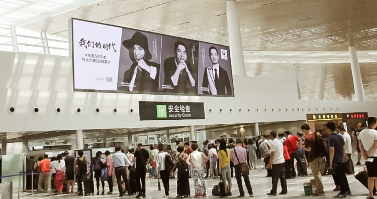 機(jī)場(chǎng)廣告投放的三大定位特色，機(jī)場(chǎng)廣告示意圖